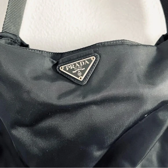 ⬇️ PRICE DROP⬇️Prada Black Nylon Crossbody Bag Adjustable strap - Picture 7 of 13